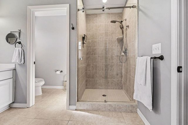 6345 Brookview Drive, Saline, MI 48176