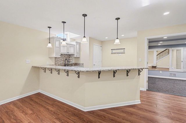 6345 Brookview Drive, Saline, MI 48176