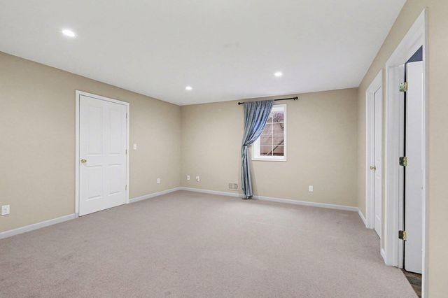 6345 Brookview Drive, Saline, MI 48176