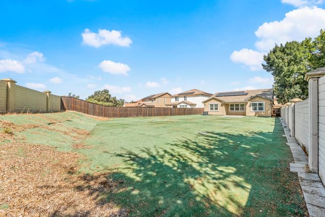 712 Renoir Ln, Stockton, CA 95209