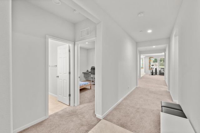 712 Renoir Ln, Stockton, CA 95209