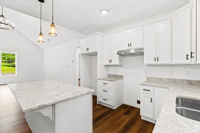 3005 Crystal Mark Lane, Dalton, GA 30721