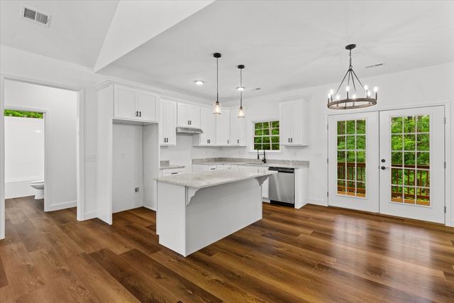 3005 Crystal Mark Lane, Dalton, GA 30721