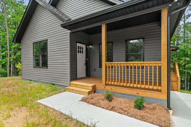 3005 Crystal Mark Lane, Dalton, GA 30721