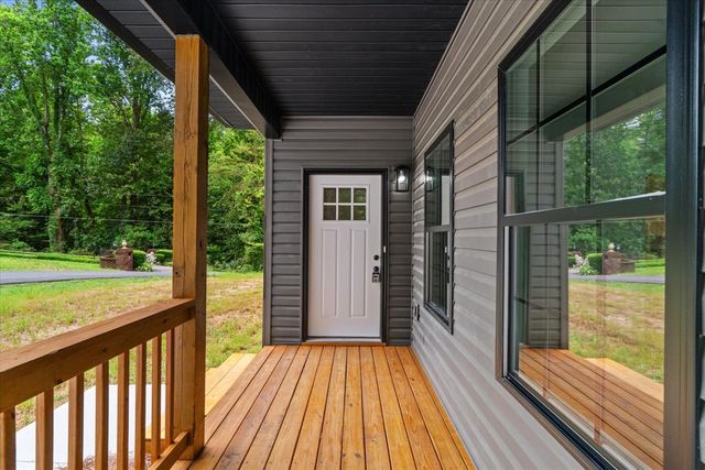 3005 Crystal Mark Lane, Dalton, GA 30721