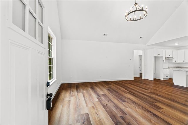 3005 Crystal Mark Lane, Dalton, GA 30721