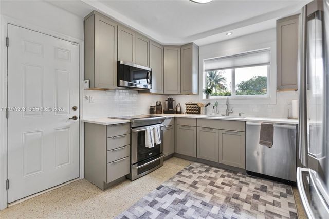 8700 N Miami Ave 8700, El Portal, FL 33150