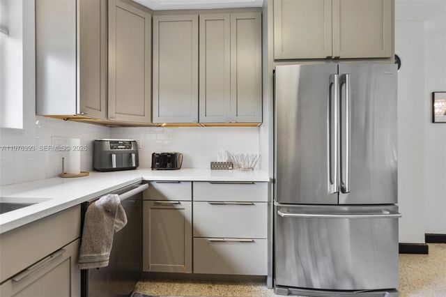 8700 N Miami Ave 8700, El Portal, FL 33150