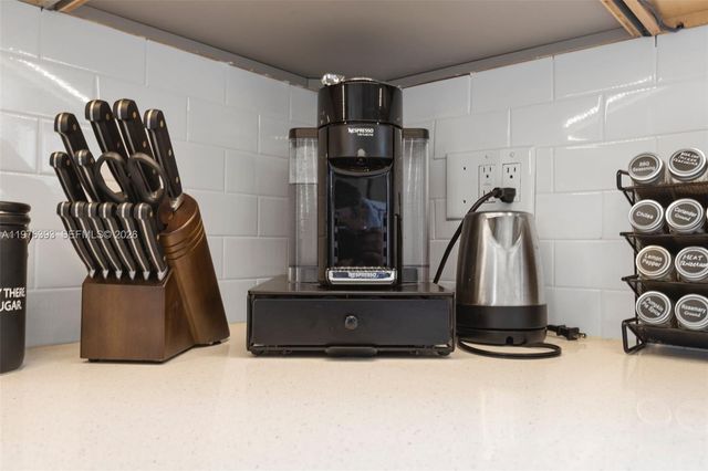 8700 N Miami Ave 8700, El Portal, FL 33150