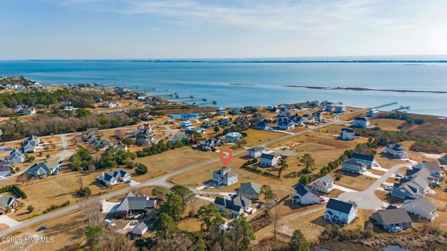 103 Port Lane, Newport, NC 28570
