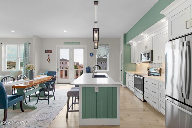 103 Port Lane, Newport, NC 28570