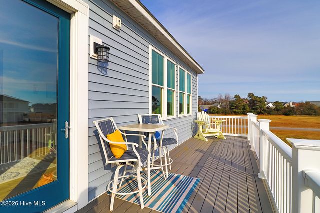 103 Port Lane, Newport, NC 28570