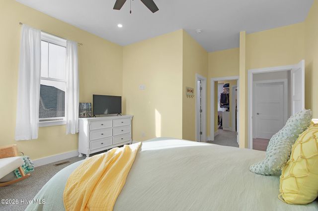 103 Port Lane, Newport, NC 28570