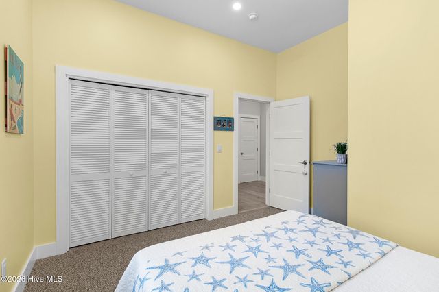 103 Port Lane, Newport, NC 28570