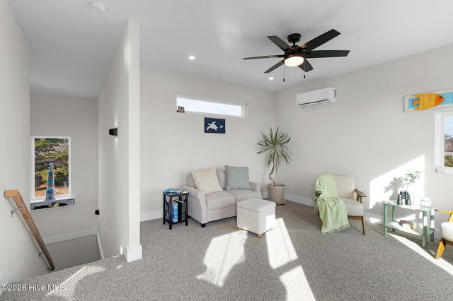 103 Port Lane, Newport, NC 28570