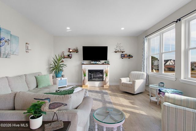 103 Port Lane, Newport, NC 28570