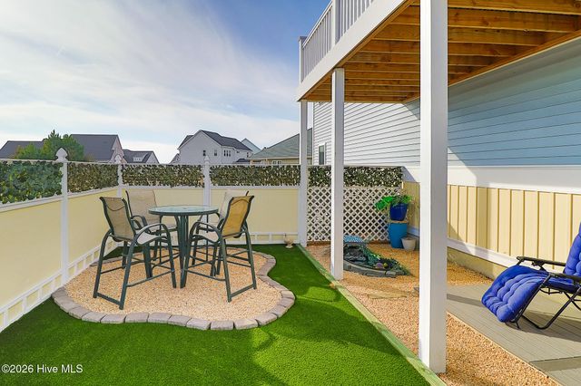 103 Port Lane, Newport, NC 28570