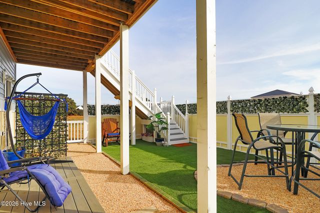 103 Port Lane, Newport, NC 28570