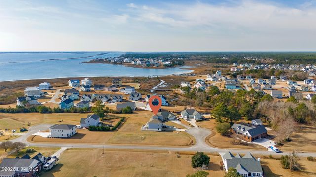 103 Port Lane, Newport, NC 28570