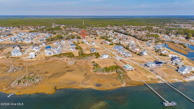 103 Port Lane, Newport, NC 28570