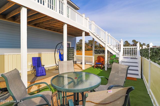 103 Port Lane, Newport, NC 28570