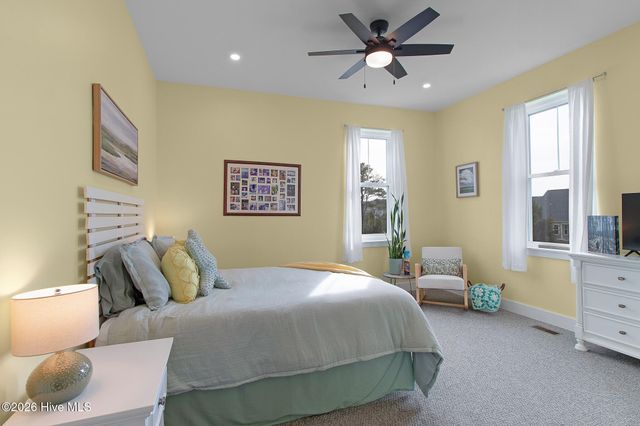 103 Port Lane, Newport, NC 28570