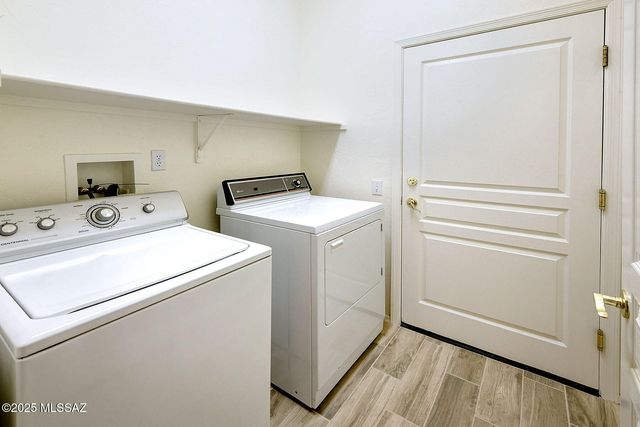 345 W Continental Vista Place, Green Valley, AZ 85614