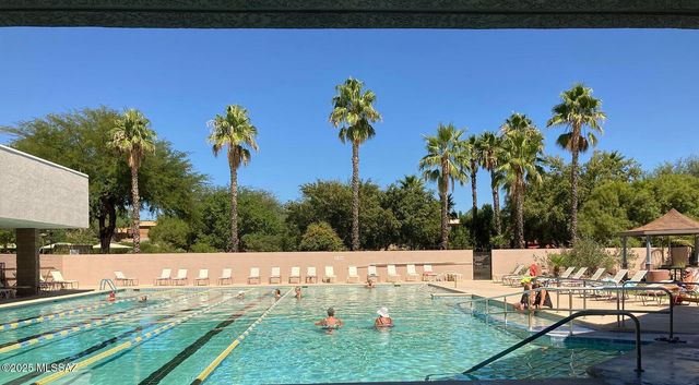 345 W Continental Vista Place, Green Valley, AZ 85614