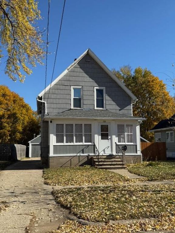 743 11th Street, Beloit, WI 53511