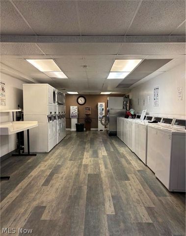 11720 Edgewater Drive 1007, Lakewood, OH 44107
