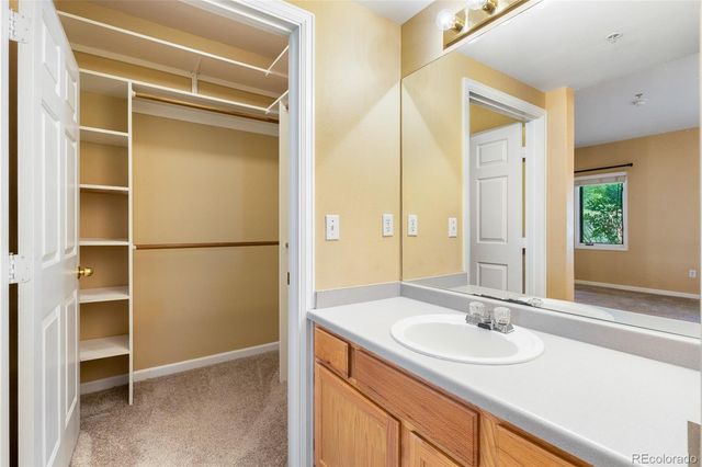 1330 S Monaco Parkway 14, Denver, CO 80224