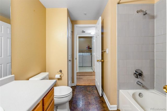1330 S Monaco Parkway 14, Denver, CO 80224