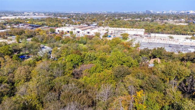 1600 Seale Street, Dallas, TX 75208
