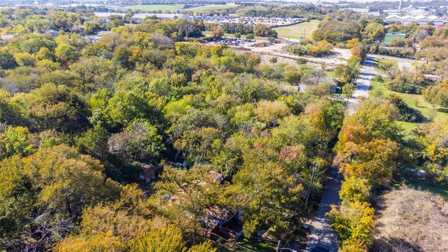 1600 Seale Street, Dallas, TX 75208