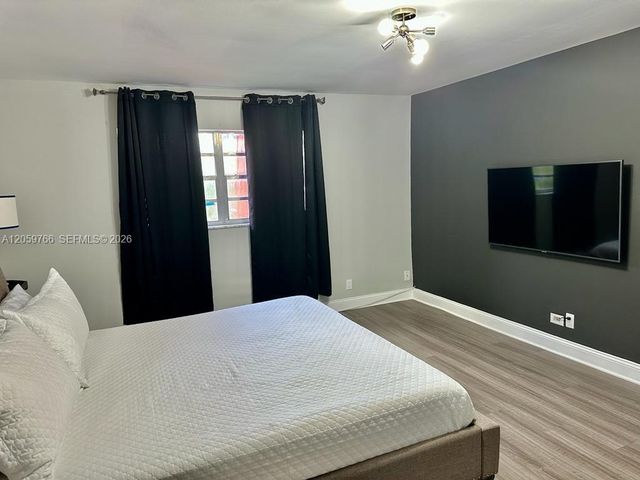 22605 SW 66th Avenue 310, Boca Raton, FL 33428