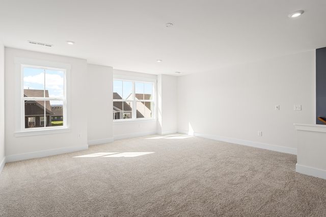 7672 Hatcher Heights Dr, Fairview, TN 37062