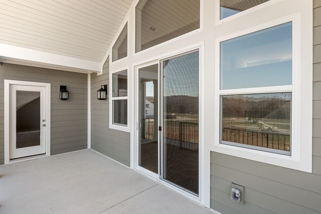 7672 Hatcher Heights Dr, Fairview, TN 37062