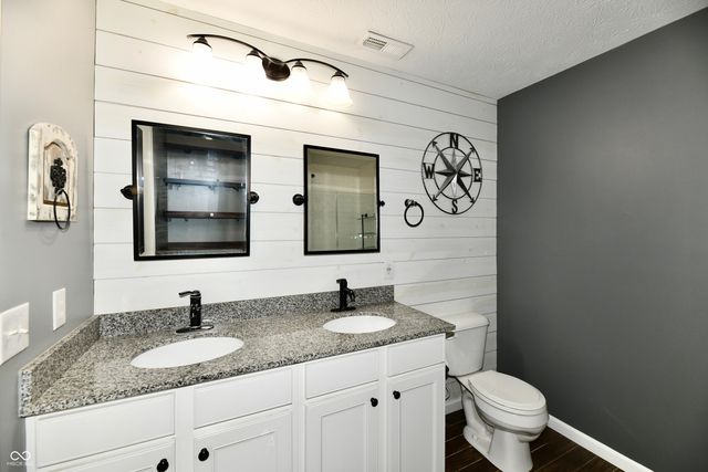 5737 Chazimal Street, Plainfield, IN 46168