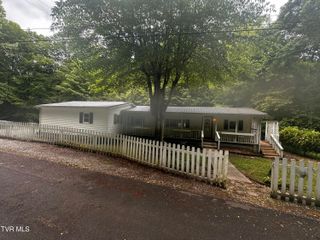 11510 Dogwood Lane, Pound, VA 24279