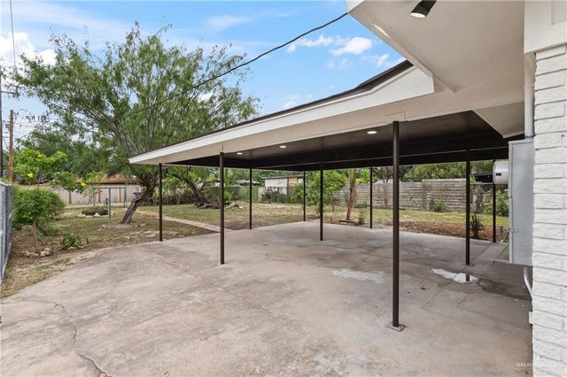 3016 Quince Avenue, Mcallen, TX 78501