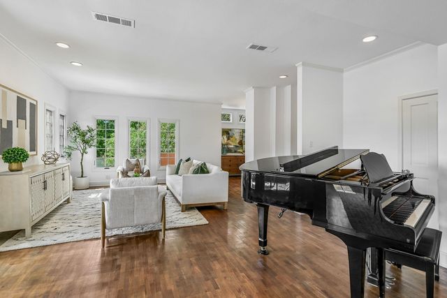 1506 W 13th ST 11, Austin, TX 78703