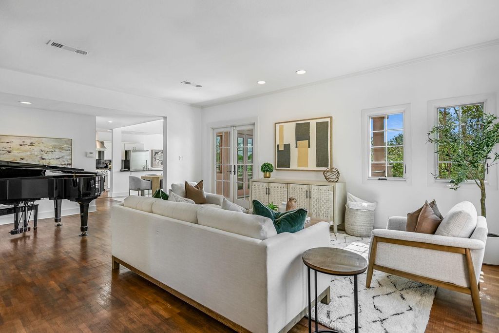 1506 W 13th ST 11, Austin, TX 78703