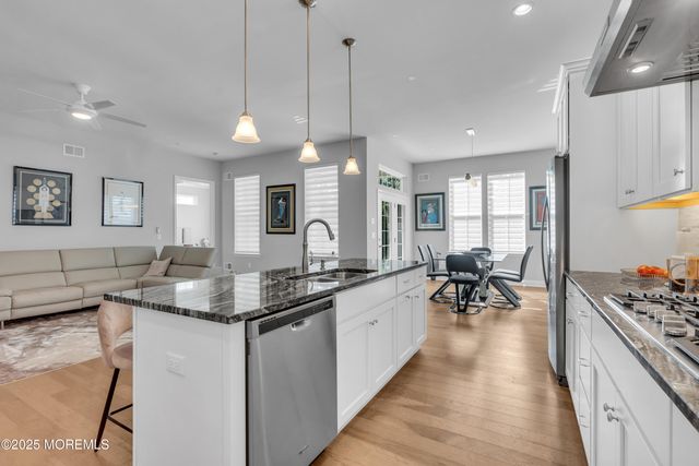 65 Ambermist Way, Forked River, NJ 08731