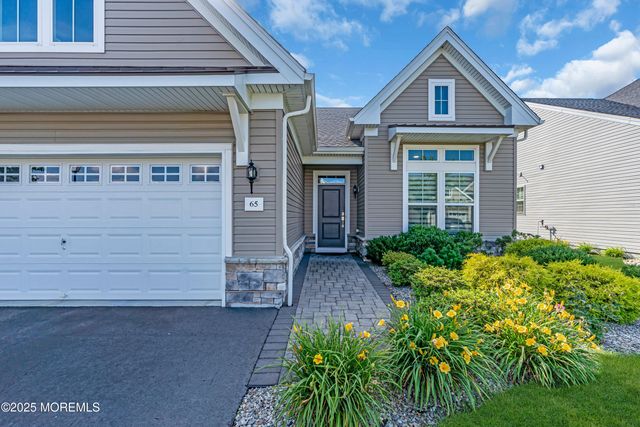 65 Ambermist Way, Forked River, NJ 08731