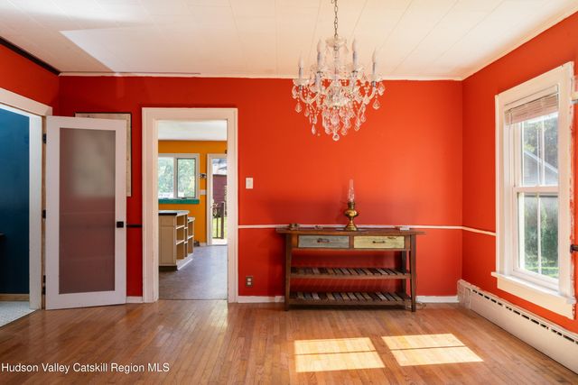 850 County Road 25, Stuyvesant, NY 12173