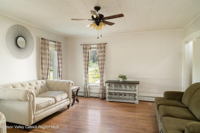 850 County Road 25, Stuyvesant, NY 12173