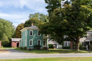 850 County Road 25, Stuyvesant, NY 12173