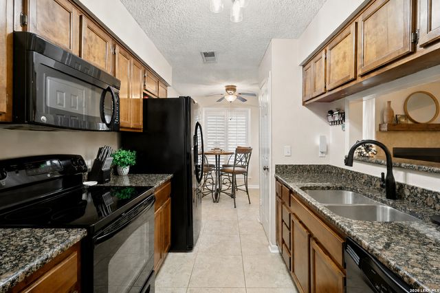 2255 Thousand Oaks Dr Apt 103, San Antonio, TX 78232