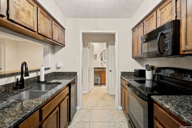 2255 Thousand Oaks Dr Apt 103, San Antonio, TX 78232