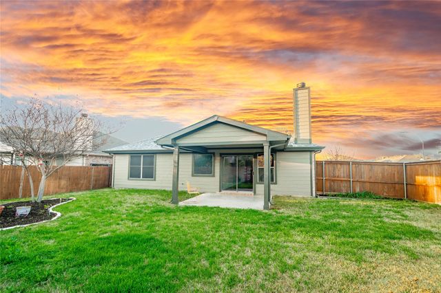 13017 Fencerow Road, Fort Worth, TX 76244